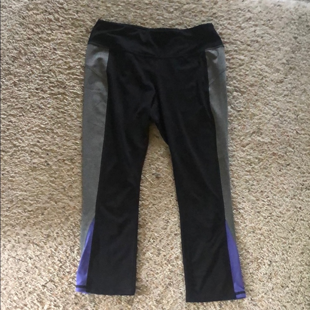 Athletic Leggings (cropped)